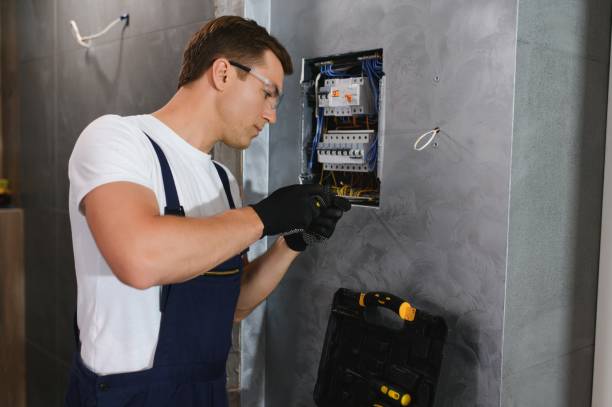 Best Affordable Emergency Electrician  in Bellair Meadowbrook Terrace, FL